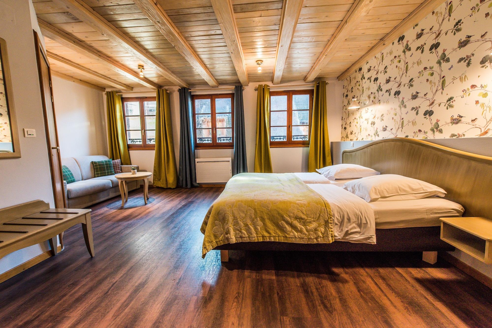 Hotel Au Lion Ribeauville  Bagian luar foto